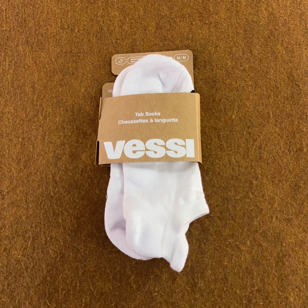 Vessi Unisex Medium White Low Cut Below-Ankle Tab Socks NWT